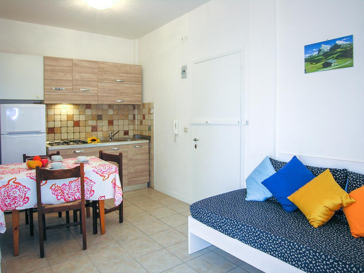 Ivana Belmare Apartaments ビビオーネ エクステリア 写真